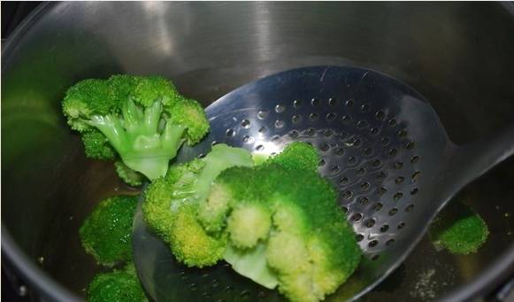 ПП салат с куриной грудкой на ужин