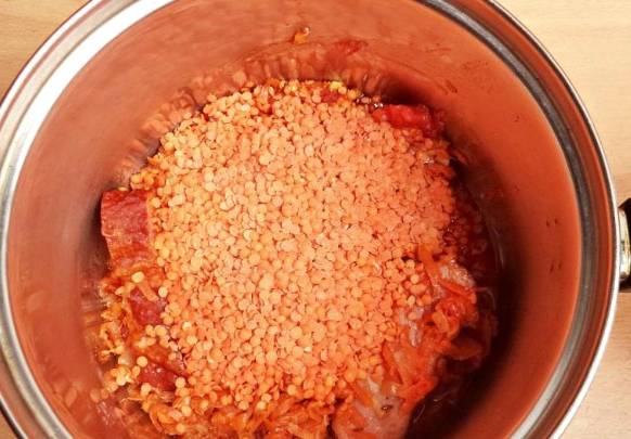 Суп с копчеными ребрышками и чечевицей