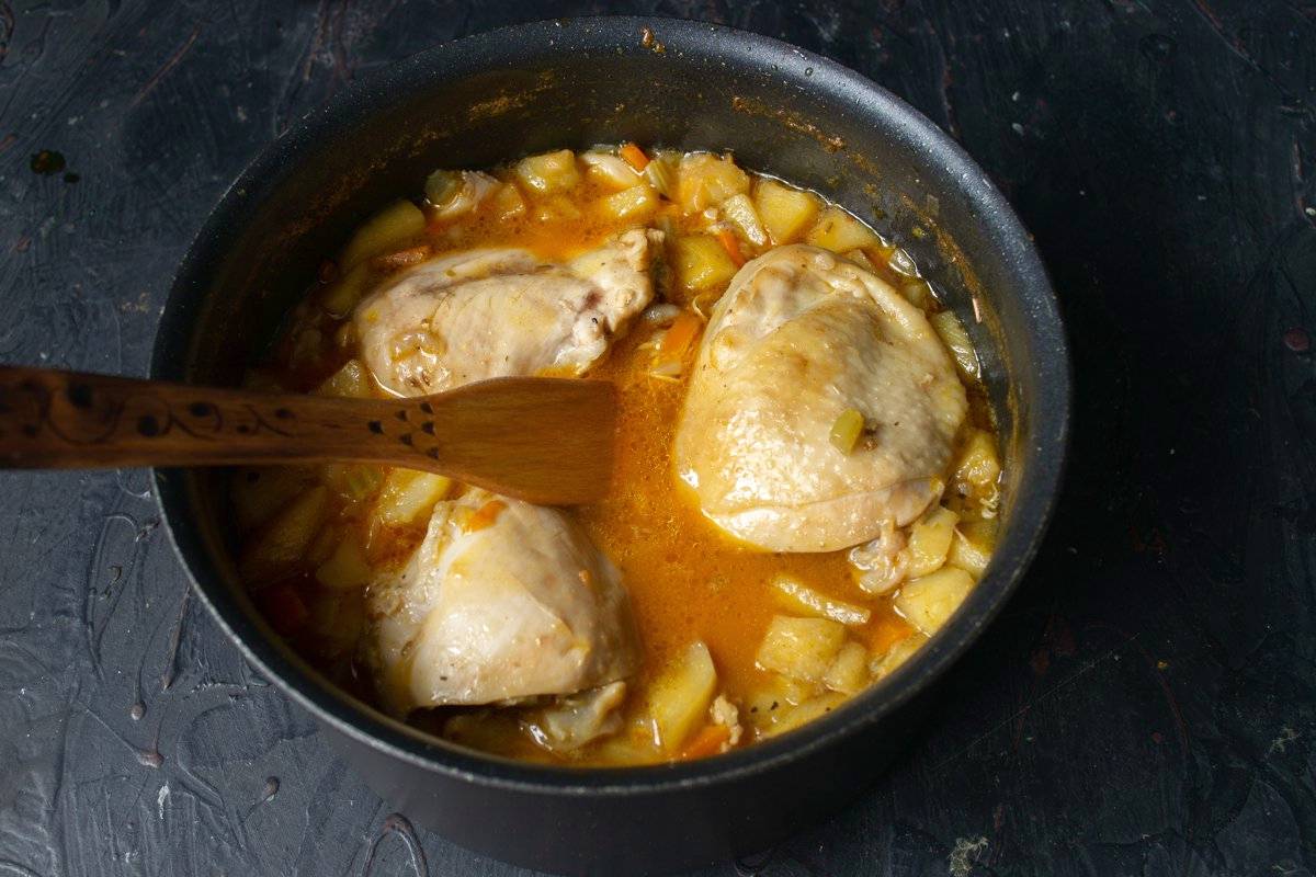 Куриный суп с макаронами и картошкой