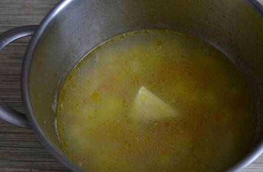 Суп-пюре с плавленым сыром и курицей