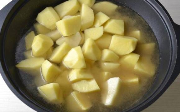Суп из говядины с картошкой и морковкой