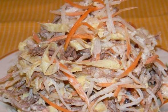 Салат из дайкона с говядиной