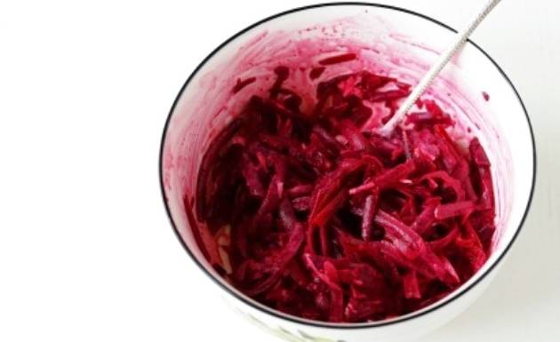 Салат «Генерал» со свеклой и курицей Салат «Генерал» со свеклой и курицей