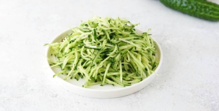 Салат «Глория» с крабовыми палочками и капустой