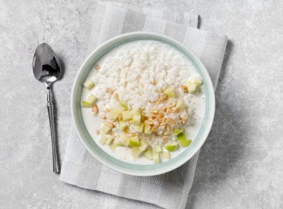 Жидкая рисовая каша на молоке