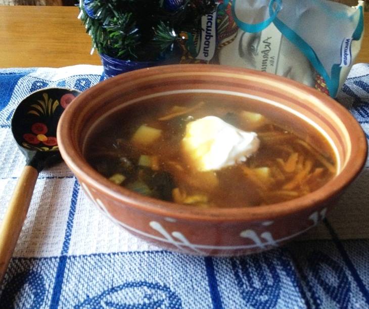 Грибной суп из сушеных грибов с картошкой и рисом