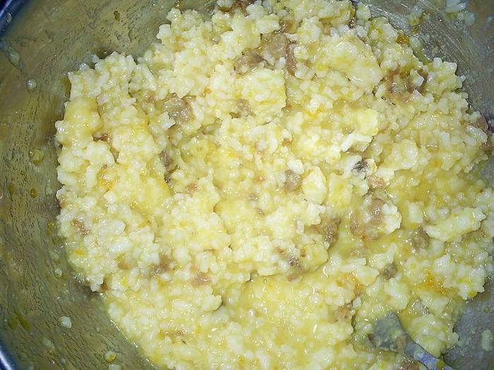 Запеканка из рисовой каши в духовке