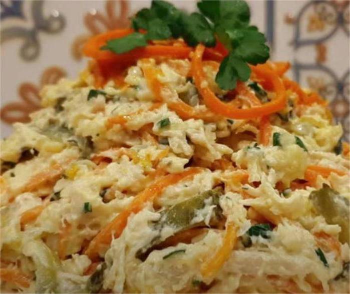Салат «Богатырь» с курицей и корейской морковью