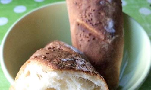 Багет с хрустящей корочкой в духовке
