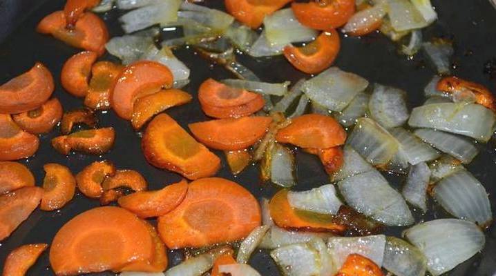 Суп из рыбной консервы с рисом и картошкой