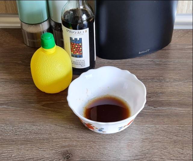 Салат из запеченной свеклы с фетой и рукколой