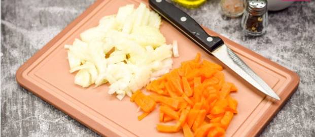 Куриный суп с лапшой и шампиньонами