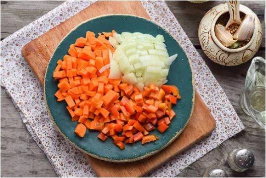 Суп-лапша с курицей и картошкой