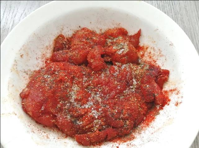 Сливочный суп с курицей и макаронами