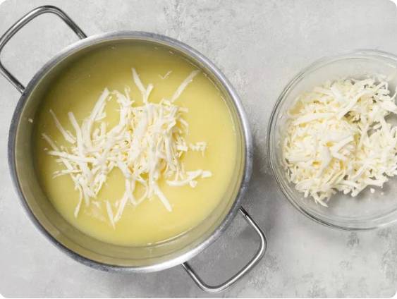 Суп-пюре с плавленым сыром и картофелем