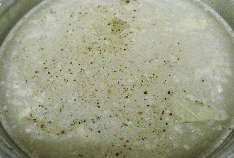 Рыбный суп из консервов горбуши с картошкой и рисом
