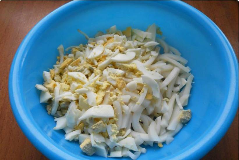 Салат из кальмаров со свежим огурцом