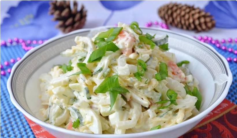 Салат из кальмаров со свежим огурцом