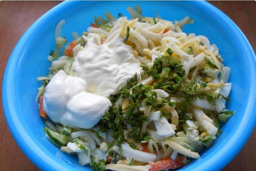 Салат из кальмаров со свежим огурцом