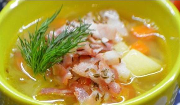 Суп с беконом и картофелем