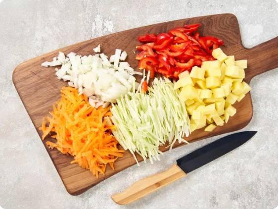 Суп с капустой и курицей