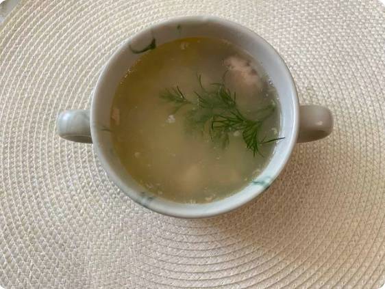 Рыбный суп из консервов горбуши с рисом и картошкой