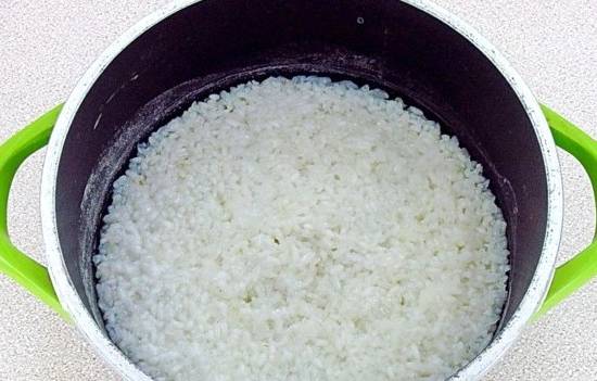 Рисовая каша на воде для ребенка