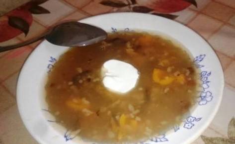 Фруктовый суп с рисом и сухофруктами