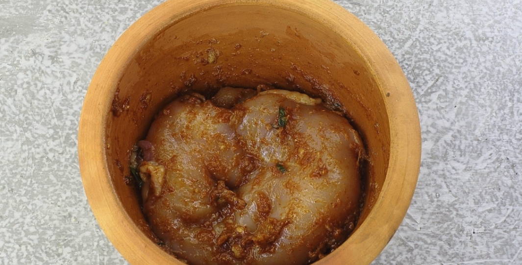 Буженина из куриной грудки в духовке