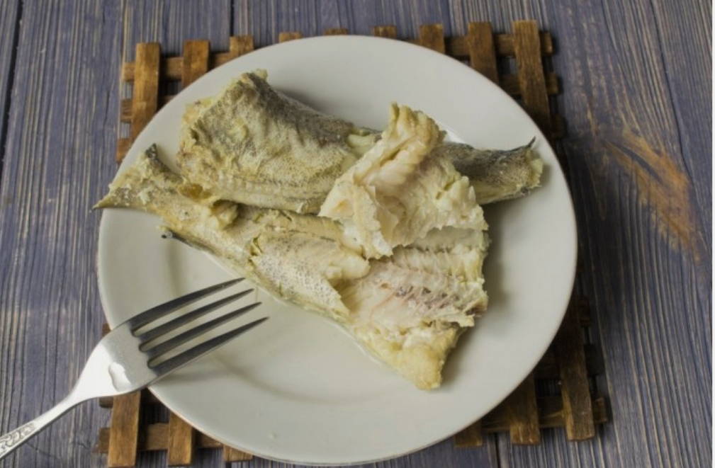 Суп из трески с картофелем и овощами