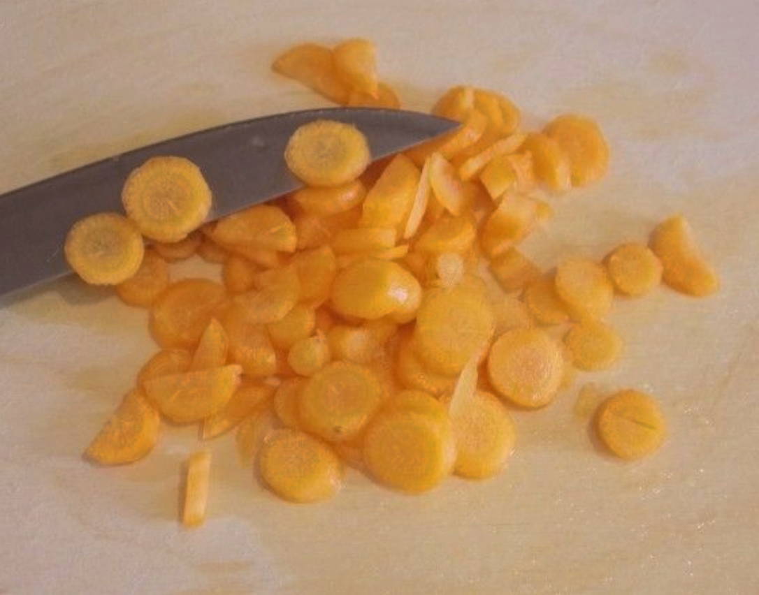 Куриный суп с рисом и яйцом
