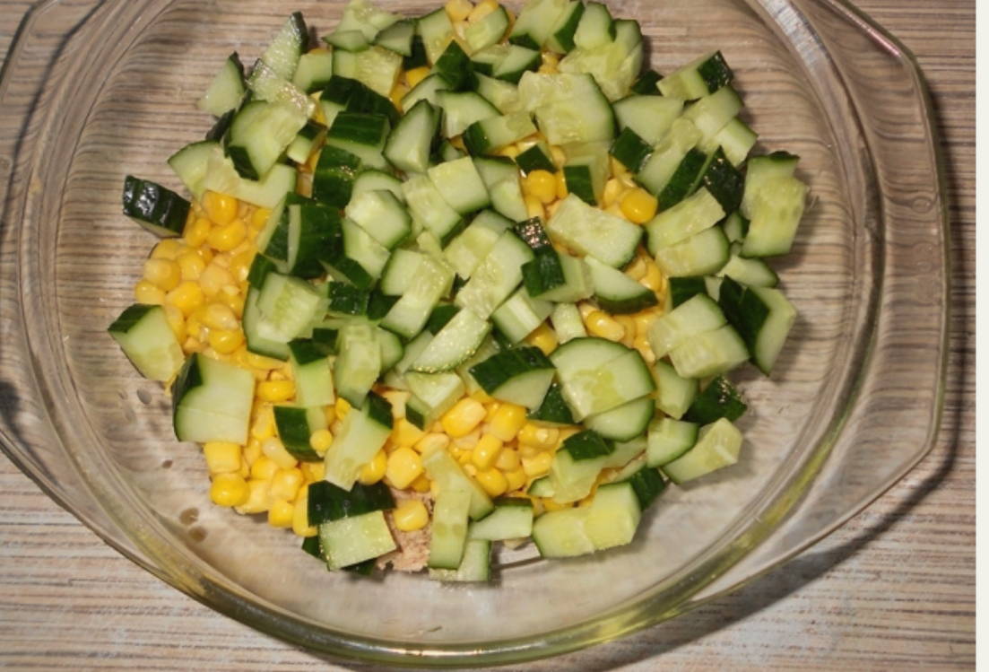 ПП салат с тунцом и кукурузой