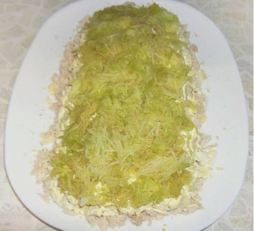 Салат «Белая берёза» с курицей и яблоком