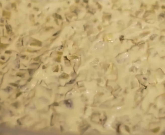 Салат «Грибная поляна» с шампиньонами и корейской морковью