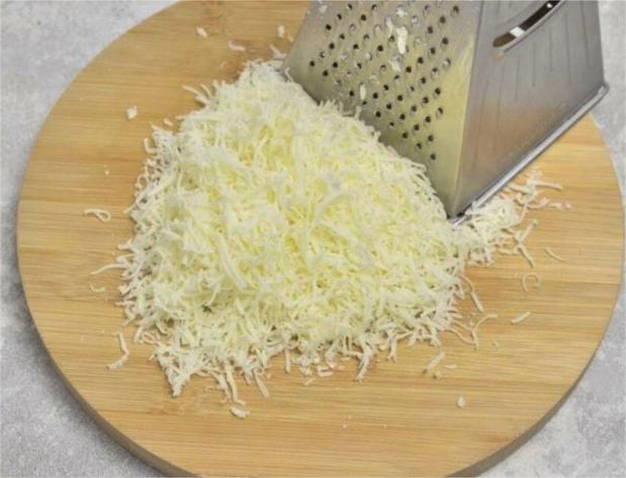 Салат «Грибная поляна» с опятами и корейской морковью