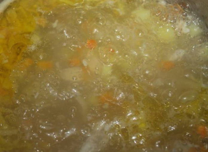 Суп с кускусом и курицей