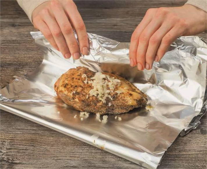 Домашняя буженина из куриного филе в духовке