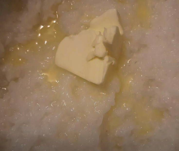Жидкая рисовая каша на воде