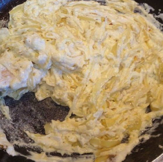 Каннеллони с фаршем на сковороде