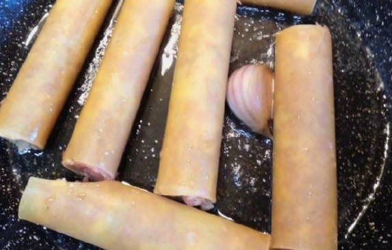 Каннеллони с фаршем на сковороде