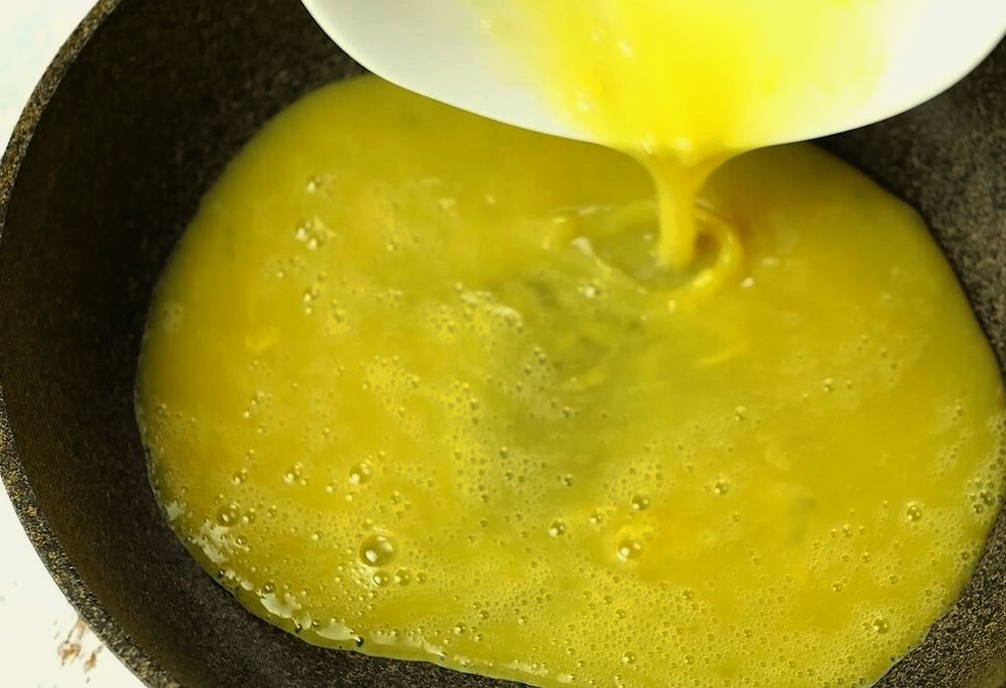 Салат «Гусарский» с копченой курицей