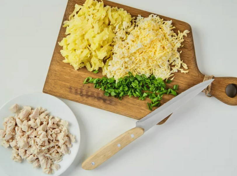 Салат «Грибная поляна» с корейской морковью