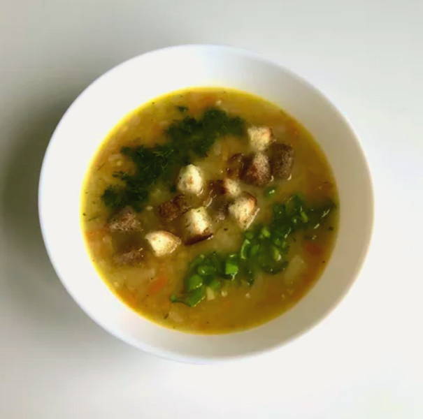 Суп с зеленой чечевицей и картофелем