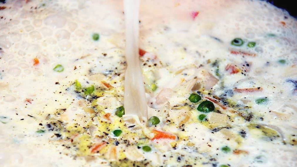 Суп с морепродуктами и сливками