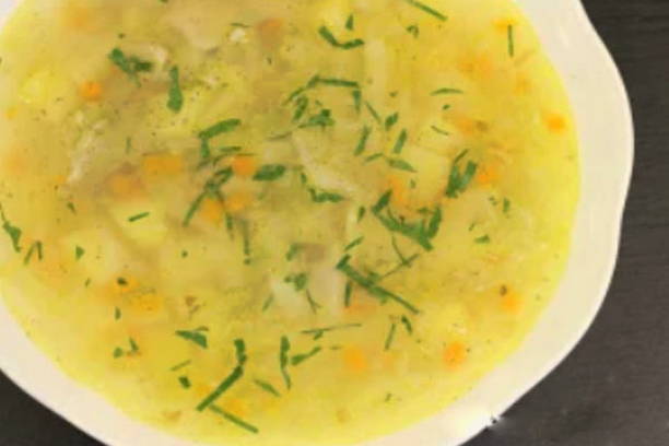 Куриный суп с капустой и картошкой