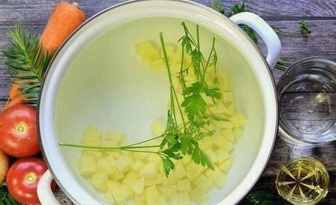 Грибной суп с пшеном и картошкой