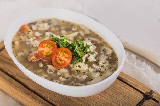 Суп с фасолью и капустой