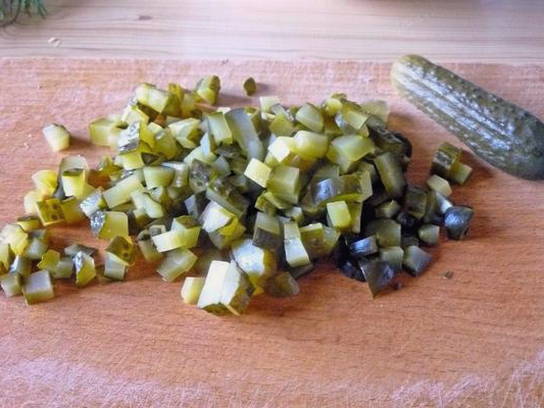 Салат «Дубок» с курицей, шампиньонами и сыром