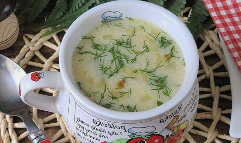 Суп с сушеными грибами и плавленым сыром