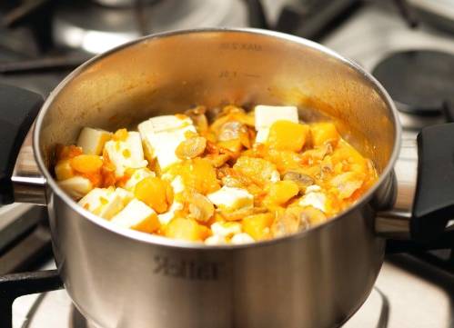 Суп-пюре с грибами и сыром